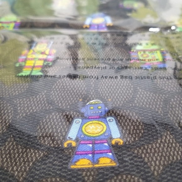 🤖🎯Coach Signature Cosmic Robot Print Silk Bandana In Walnut Multi🤖 - Picture 4 of 7